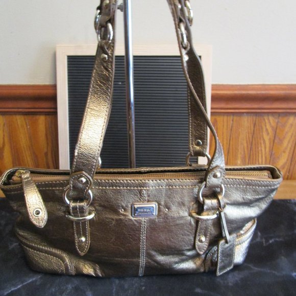 The Sak Gold Leather Shoulder Bag - Picture 5 of 15